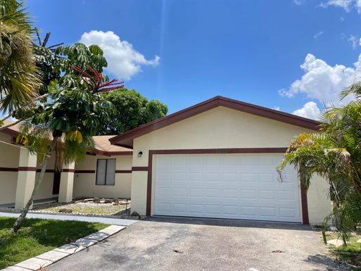 7150 46th, Lauderhill, FL 33319