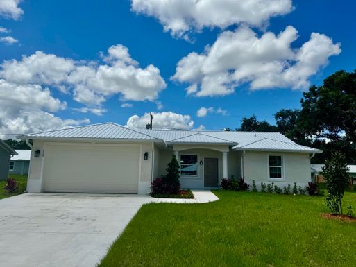 529 36th, Okeechobee, FL 34974