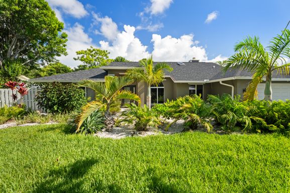 3082 Ivy, Jensen Beach, FL 34957