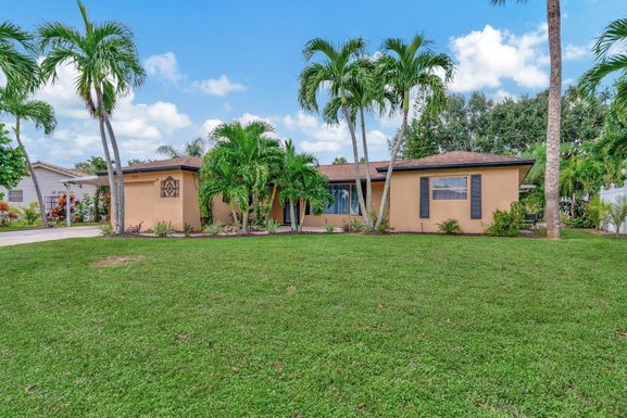 7235 St Andrews, Lake Worth, FL 33467