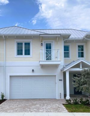 102 Royal Palm, Tequesta, FL 33469