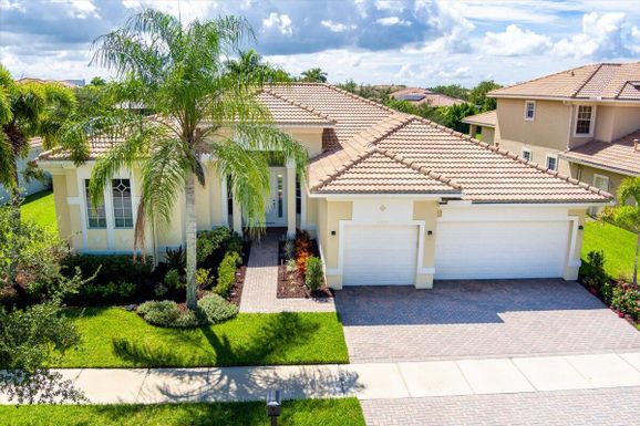 11699 Aventino, Port Saint Lucie, FL 34987