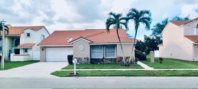 10807 Palm Spring, Boca Raton, FL 33428