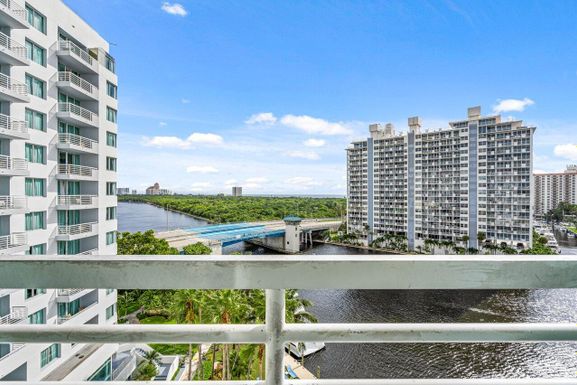 2670 Sunrise, Fort Lauderdale, FL 33304