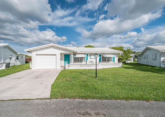 2021 18th, Boynton Beach, FL 33426