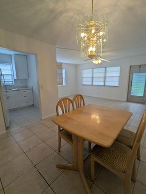 77 Sheffield D, West Palm Beach, FL 33417