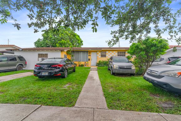 743 53rd, Hialeah, FL 33012