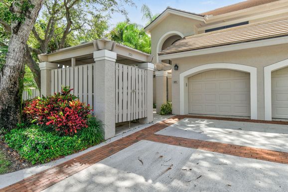 3911 Back Bay, Jupiter, FL 33477