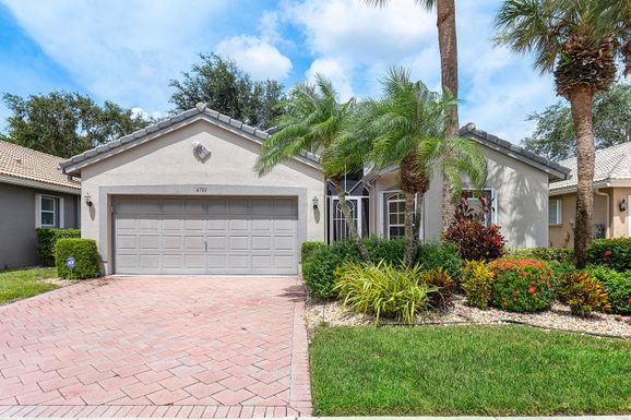 6753 Sun River, Boynton Beach, FL 33437