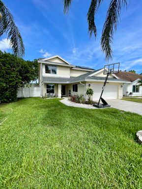 3954 Circle Lake, West Palm Beach, FL 33417