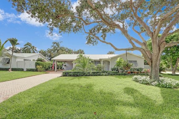 350 Venus, Tequesta, FL 33469