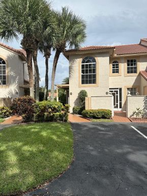 14356 Emerald Lake Drive, Delray Beach, FL 33446