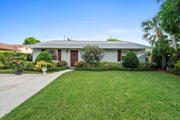 6195 Dimond, Jupiter, FL 33458