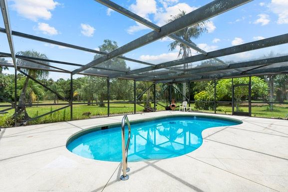 3208 A, Loxahatchee Groves, FL 33470