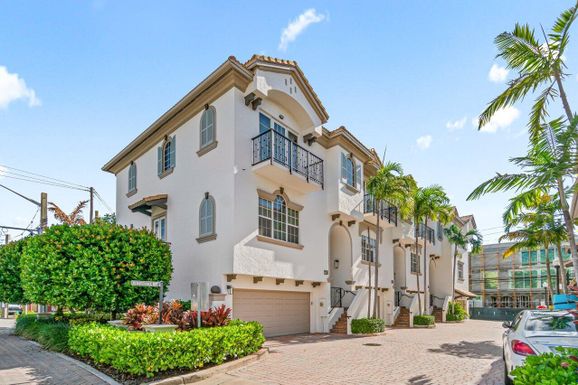 605 Renaissance, Delray Beach, FL 33483