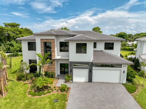 8600 Damascus, Palm Beach Gardens, FL 33418