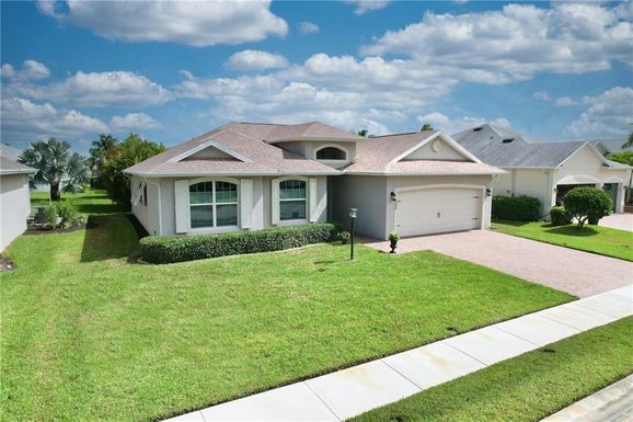 605 Gossamer Wing, Sebastian, FL 32958