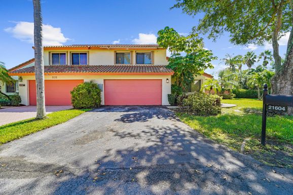 21604 Magdalena, Boca Raton, FL 33433