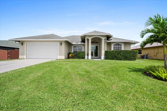 111 Milburn, Port Saint Lucie, FL 34953