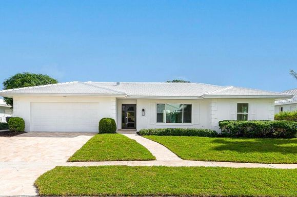 994 Walnut, Boca Raton, FL 33486