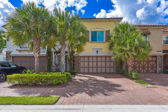 15672 Italian Cypress, Wellington, FL 33414