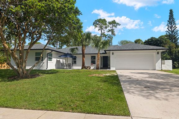 12151 Old Country, Wellington, FL 33414