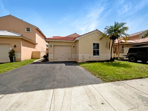 2175 184th, Pembroke Pines, FL 33029