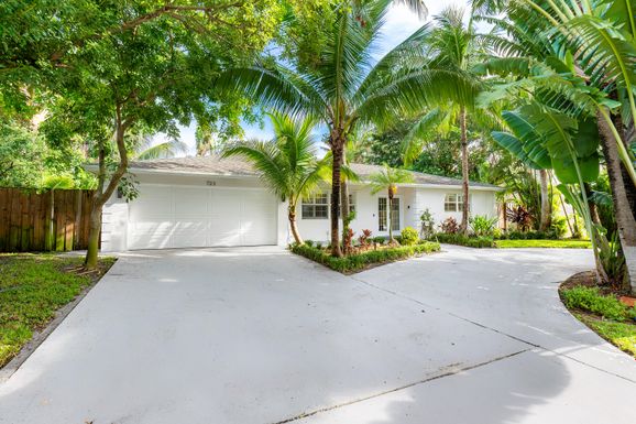 723 27th, Boynton Beach, FL 33435