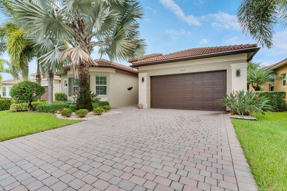 8217 Razorback, Boynton Beach, FL 33473