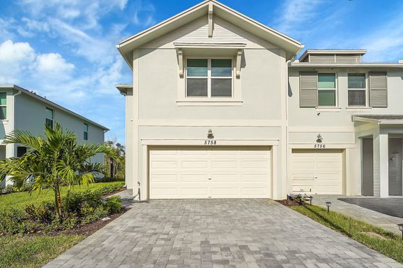 5758 Edgewater, Stuart, FL 34997