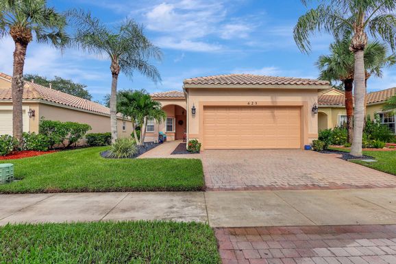 625 Whitfield, Port Saint Lucie, FL 34986