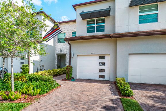 8955 Kingsmoor, Lake Worth, FL 33467