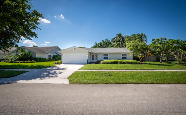 4126 Birchwood, Boca Raton, FL 33487