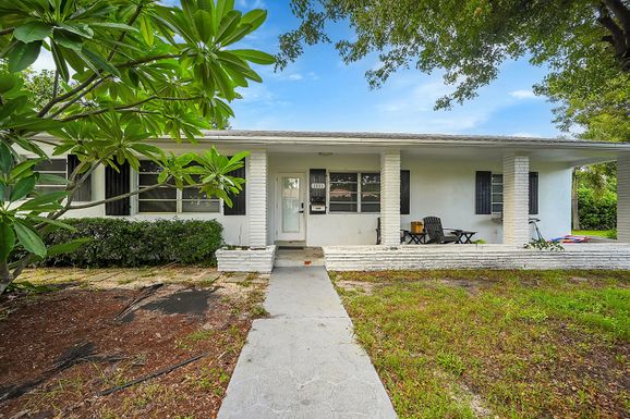 1331 Palmway, Lake Worth Beach, FL 33460