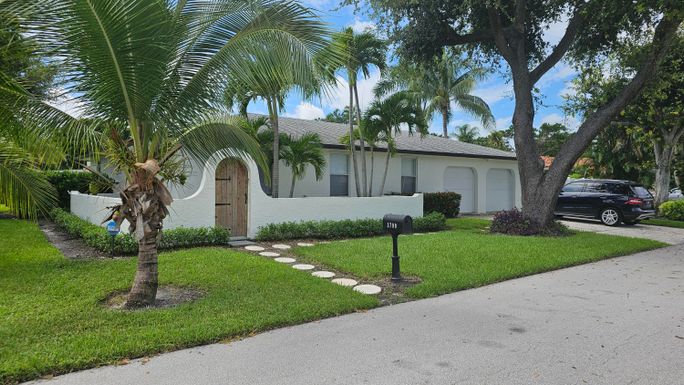 3799 2nd, Boca Raton, FL 33431