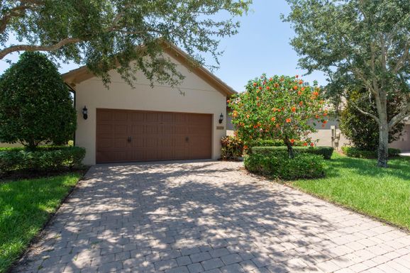 10274 Prato, Wellington, FL 33414