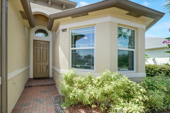 11044 Winding Lakes, Port Saint Lucie, FL 34987