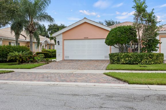 10689 Hartwick, Port Saint Lucie, FL 34987