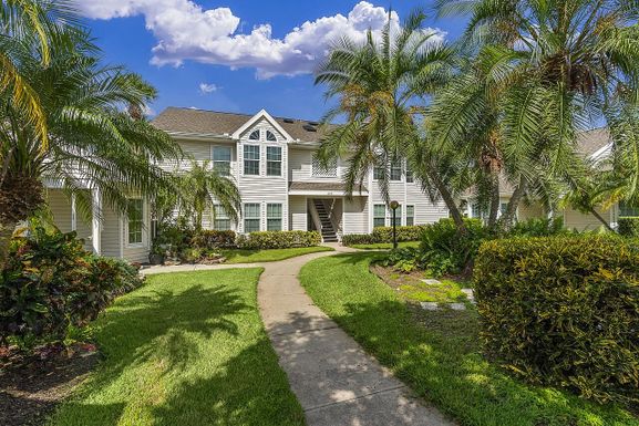 1965 Westminster, Vero Beach, FL 32966