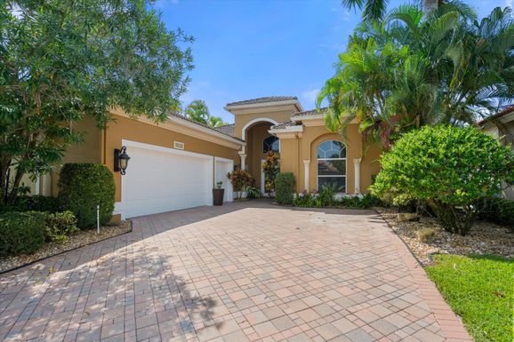 10759 Greenbriar Villa, Lake Worth, FL 33449