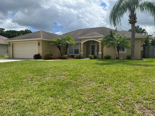 3718 Masilunas, Port Saint Lucie, FL 34953