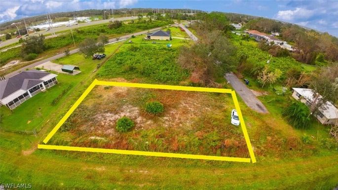 3901 39th, Lehigh Acres, FL 33976