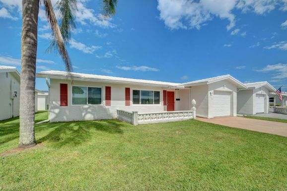 712 16th, Boynton Beach, FL 33426