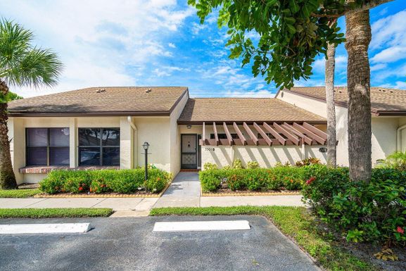 7561 Caesar B Court, Lake Worth, FL 33467