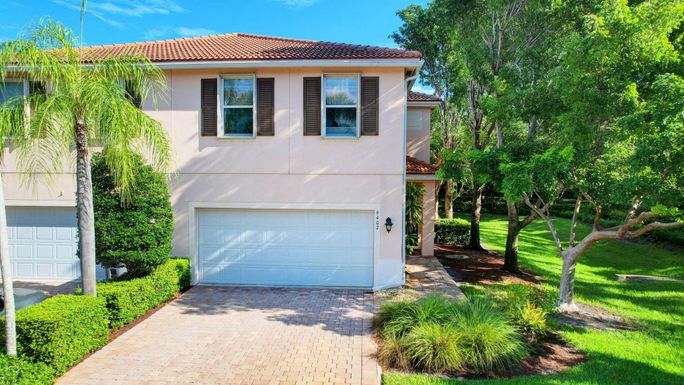 6407 Azura Lake, Lake Worth, FL 33463