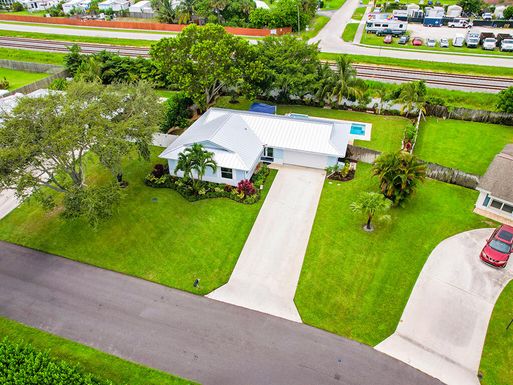 8652 Sandcastle, Hobe Sound, FL 33455