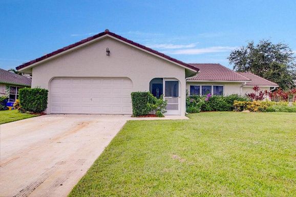 1352 Wyndcliff, Wellington, FL 33414