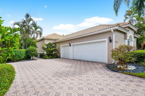 9031 Long Lake Palm, Boca Raton, FL 33496