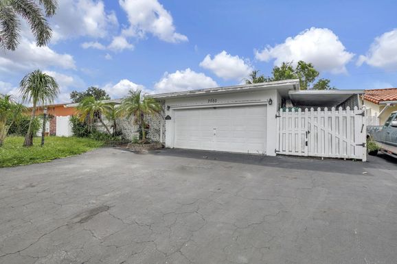 7050 10th, Pembroke Pines, FL 33023