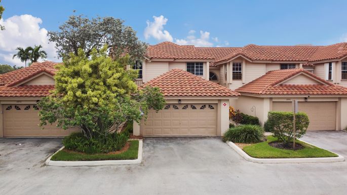 10854 Cypress Glen, Coral Springs, FL 33071